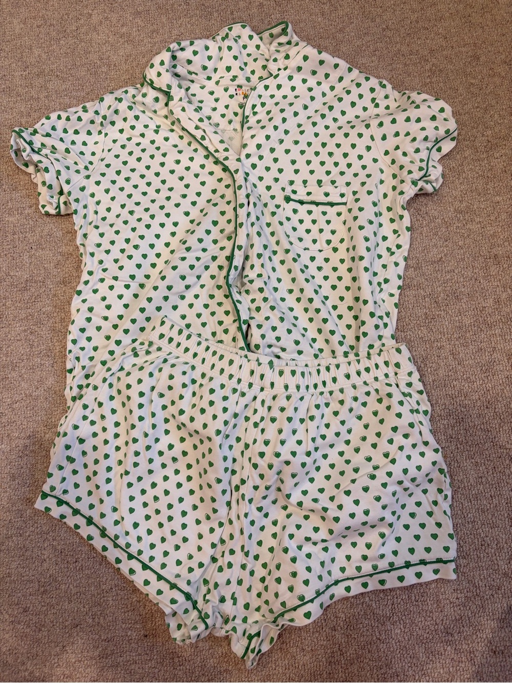 Roller Rabbit White & Green Heart Short Pajama Set